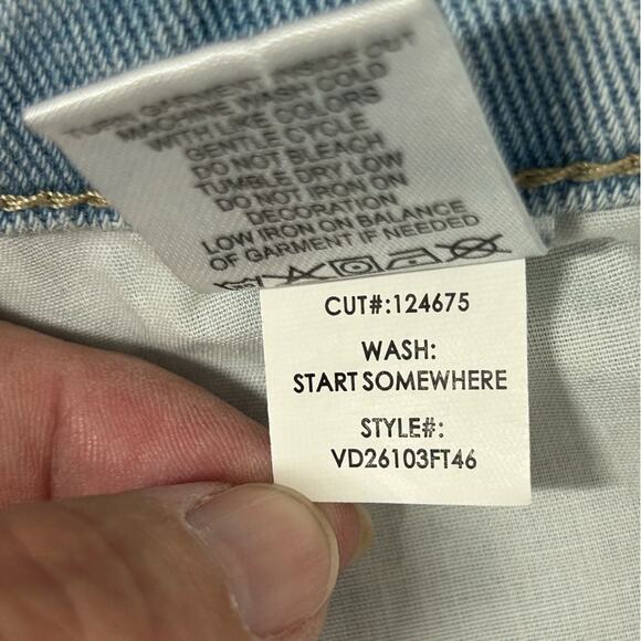 Von Dutch Patchwork Wide Leg Jeans NWOT Y2K Distressed Light Wash Size 7 - Picture 15 of 16